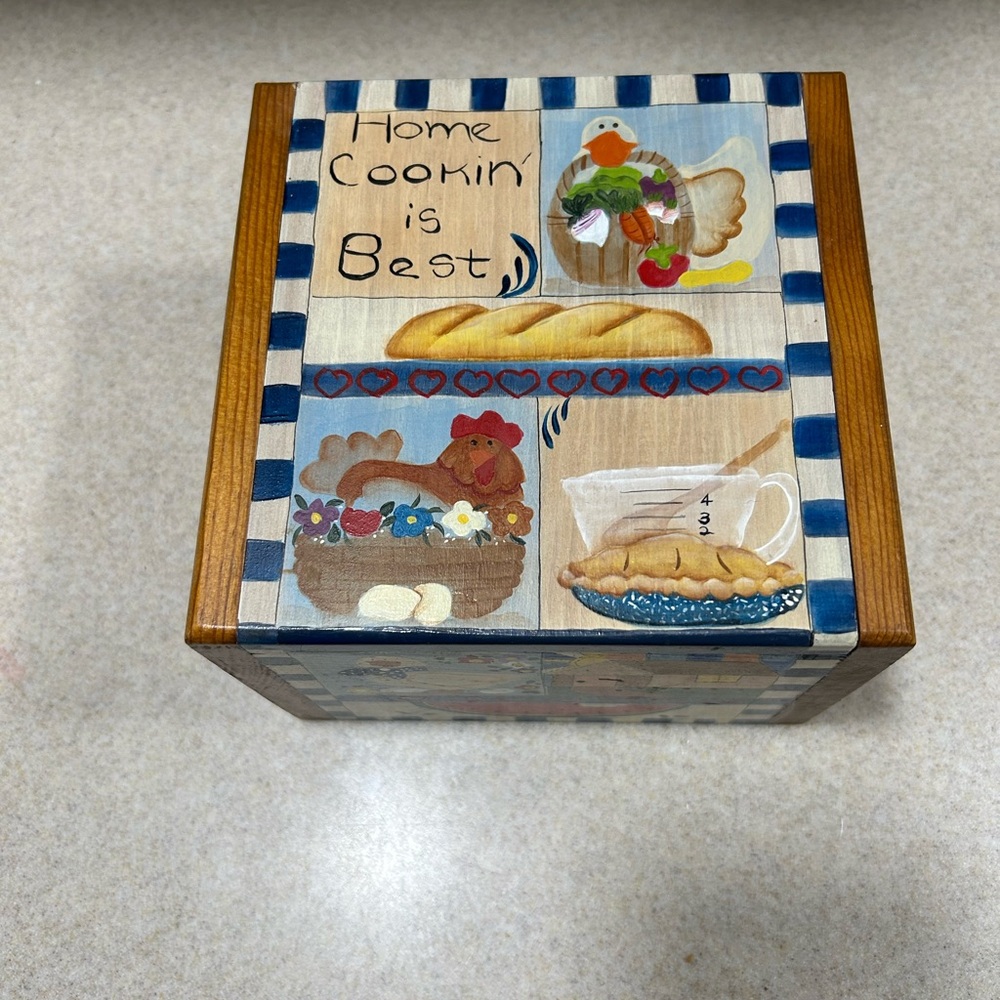 Vintage 80s Hand-Painted Solid Wood Recipe Box Folk Art Country Kitchen Chicken